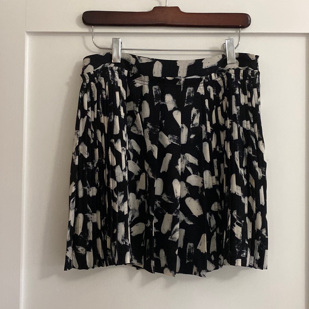 Banana Republic mini skirt